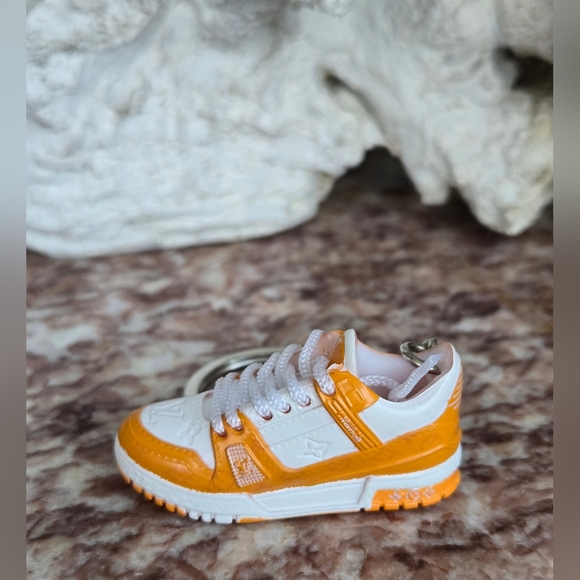 Fashion Keyring or Bag Charm - Picture 2 of 4